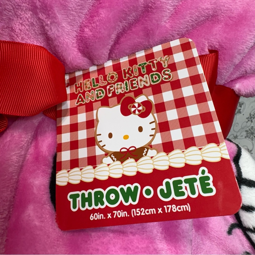 2 Viral Hello Kitty Oversized Christmas Throw Blankets-Pink Gingerbread & Wreath - Picture 2 of 11